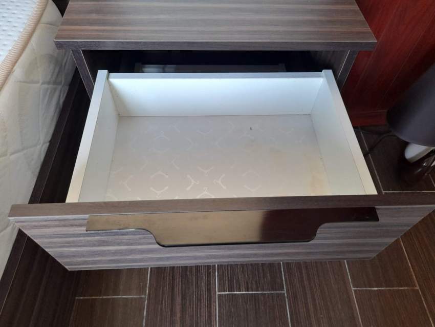 Bedroom set - 14 - Bedroom Furnitures  on Aster Vender