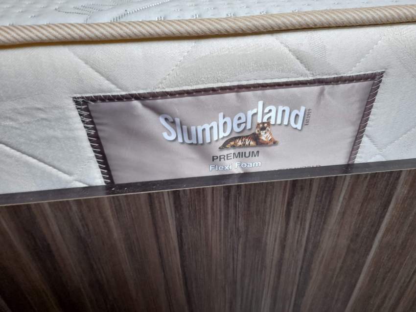 Bedroom set - 4 - Bedroom Furnitures  on Aster Vender