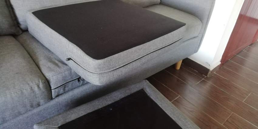 Grey settee - 5 - Sofas couches  on Aster Vender