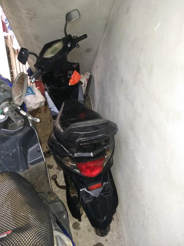 2 Scooter a vendre  - 2 - Others  on Aster Vender
