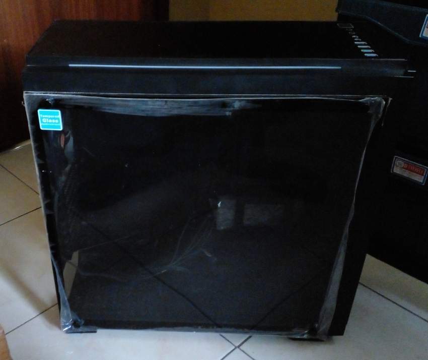  Thermaltake Versa C23 Tempered Glass RGB Edition Mid-tower Chassis  - 9 - Casing  on Aster Vender