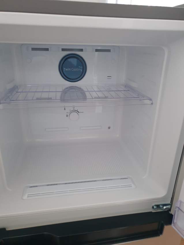 Refrigerators - 3 - All household appliances  on Aster Vender