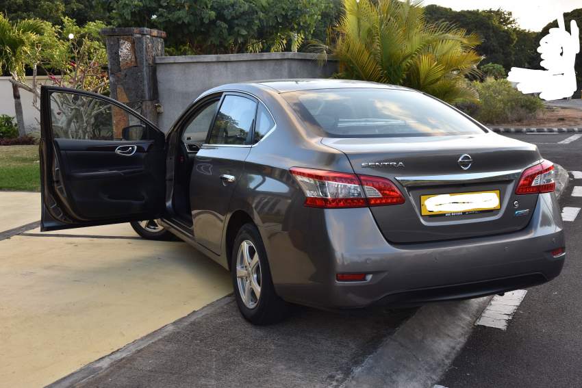 NISSAN SENTRA ELEGANCE A VENDRE - 0 - Family Cars  on Aster Vender