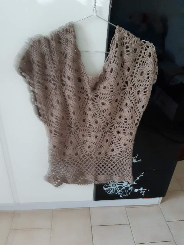 New top brown size 10 /14 - 0 - Tops (Women)  on Aster Vender