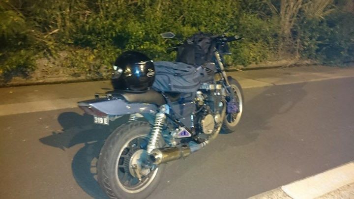 Honda CBX 750 for sale + any spare parts fromthat same model - 1 - Sports Bike  on Aster Vender