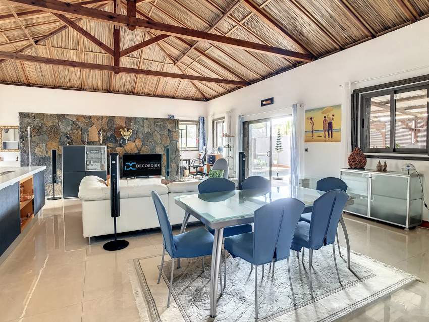 (Ref. MA7-677) Sublime maison de style balinais - 2 - House  on Aster Vender