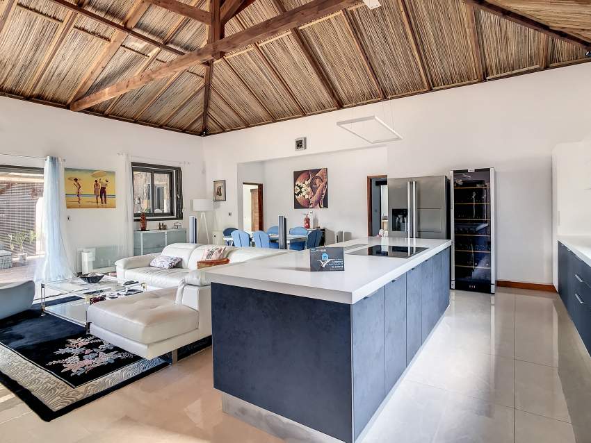 (Ref. MA7-677) Sublime maison de style balinais - 3 - House  on Aster Vender