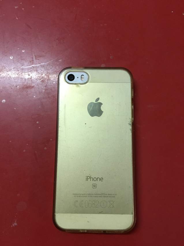 iPhone SE 64gb - 2 - iPhones  on Aster Vender