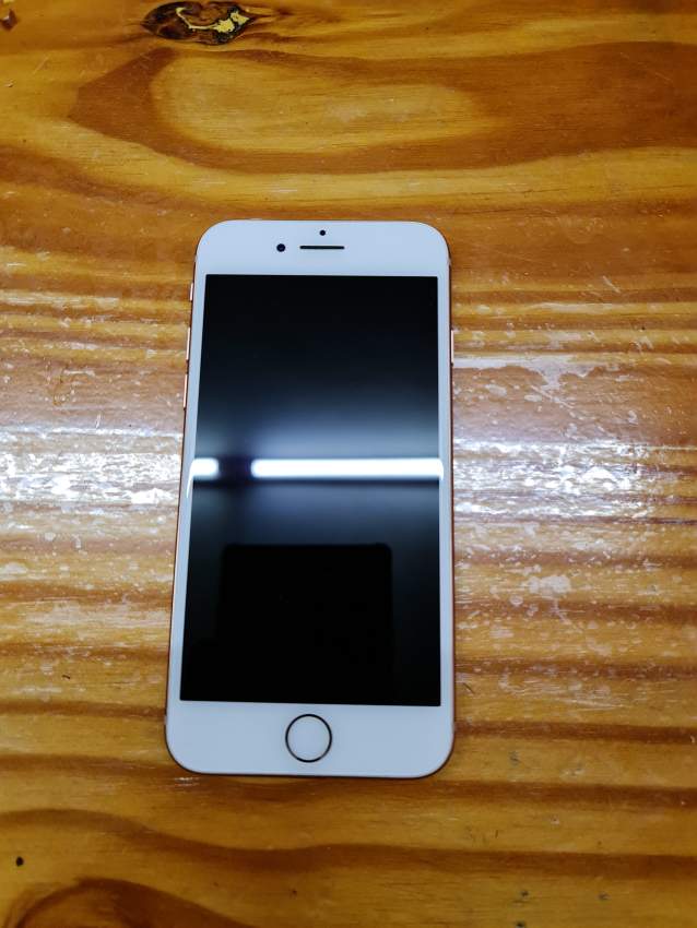 iPhone 8 64GB Gold - 1 - iPhones  on Aster Vender