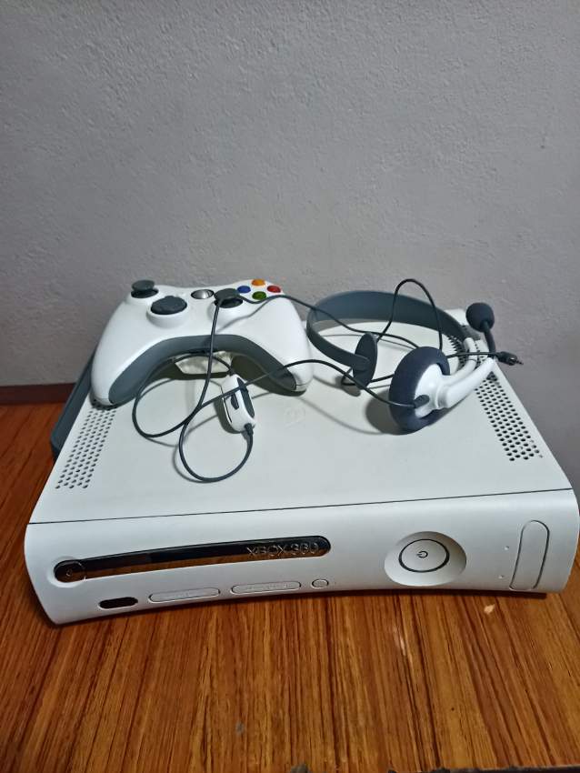 Xbox360 modified with kinect - 2 - All electronics products  on Aster Vender