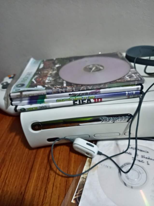 Xbox360 modified with kinect - 1 - All electronics products  on Aster Vender