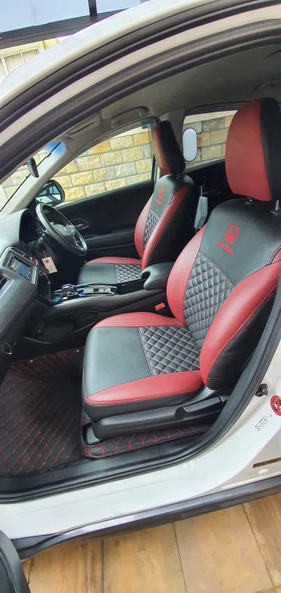 Honda Vezel - 2 - SUV Cars  on Aster Vender