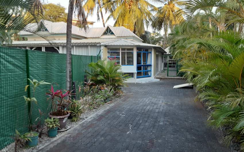 Maison de 200 m² sur 800m² - 5 - Ready Made House  on Aster Vender