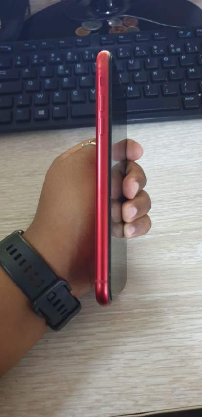 Iphone 11 64 gb - 1 - iPhones  on Aster Vender