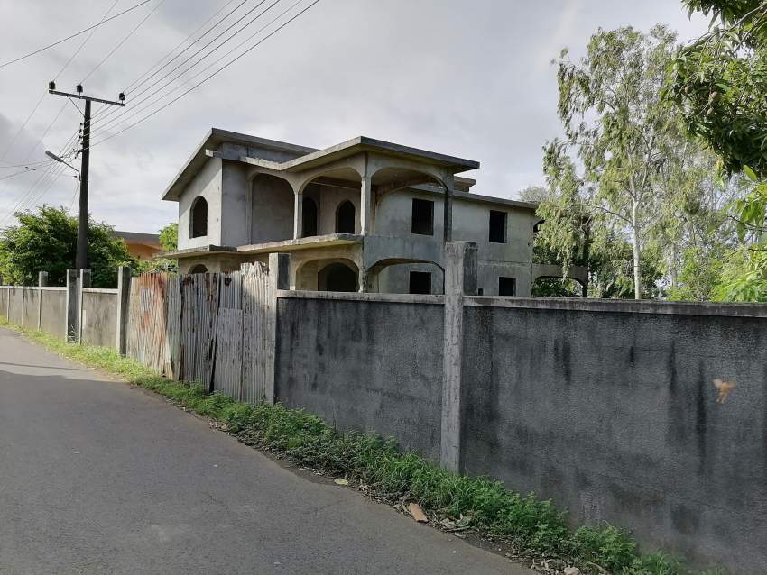 Land for sales in Roche Terre - 3 - Land  on Aster Vender