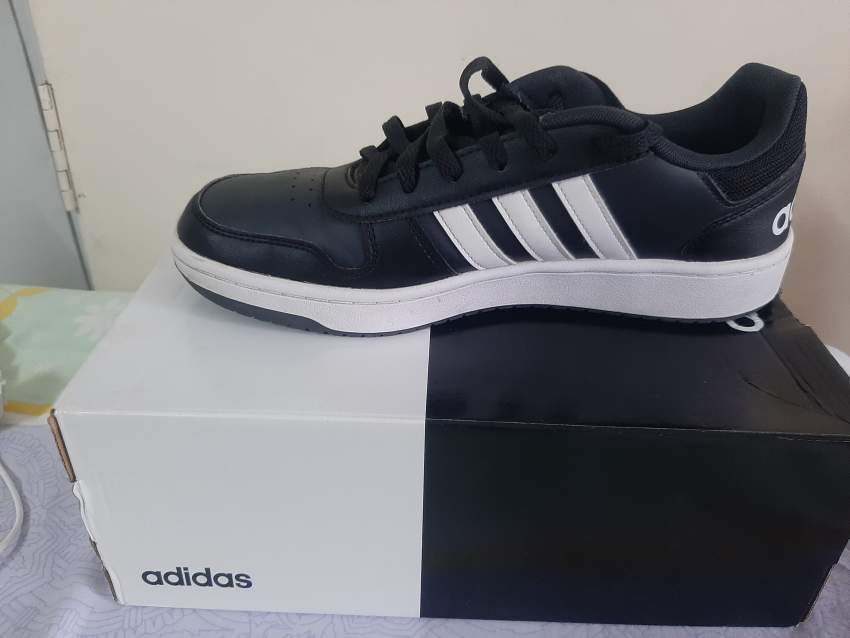 Adidias Hoops 2.0 - 3 - Sneakers  on Aster Vender