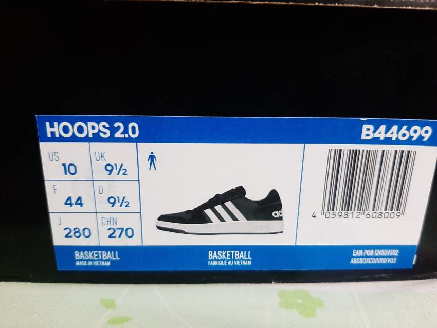 Adidias Hoops 2.0 on Aster Vender