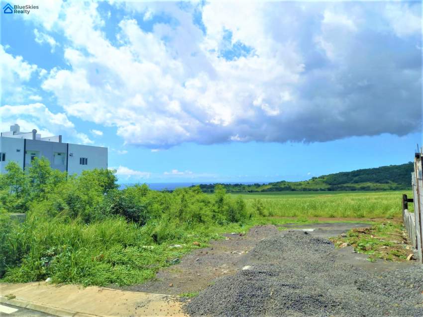 11.6 Perches for sales in Roche Brunes - 1 - Land  on Aster Vender