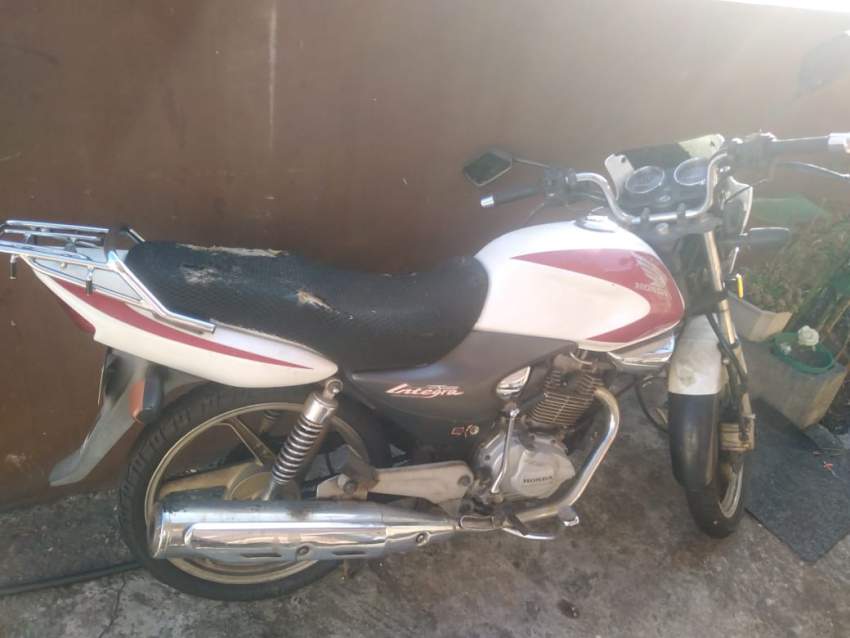 A vendee - 0 - Roadsters  on Aster Vender