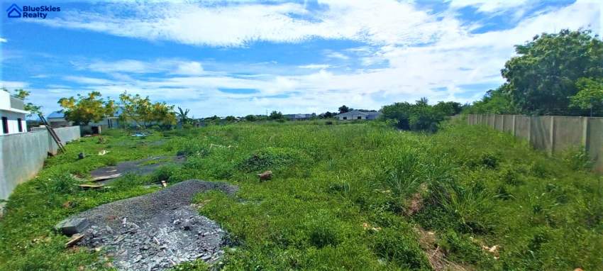 29.6 Perches for sales in Morcellement Harmony - 2 - Land  on Aster Vender