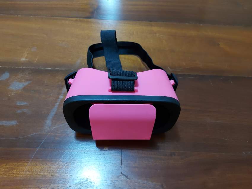 VIRTUAL REALITY HEADSET - 1 - Other Indoor Sports & Games  on Aster Vender