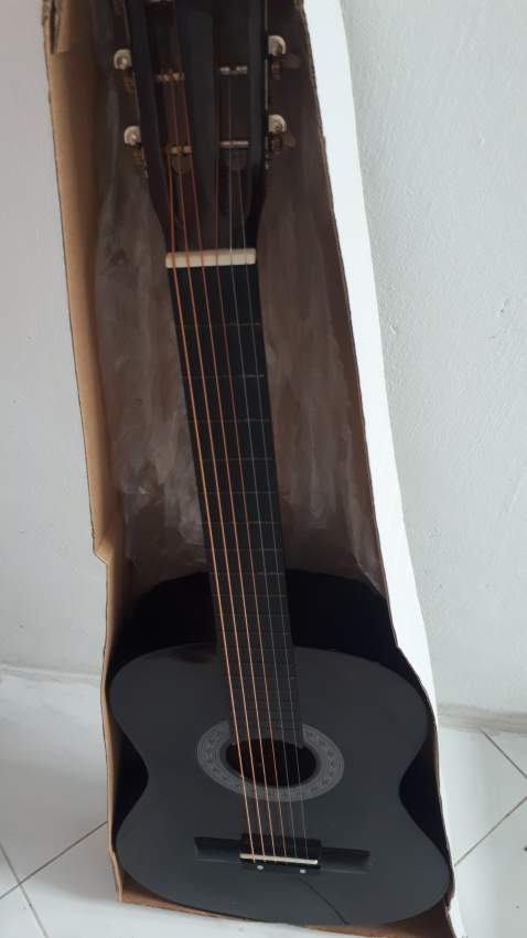 Acoustic Valencia Guitar Neuf - 1 - Accoustic guitar  on Aster Vender