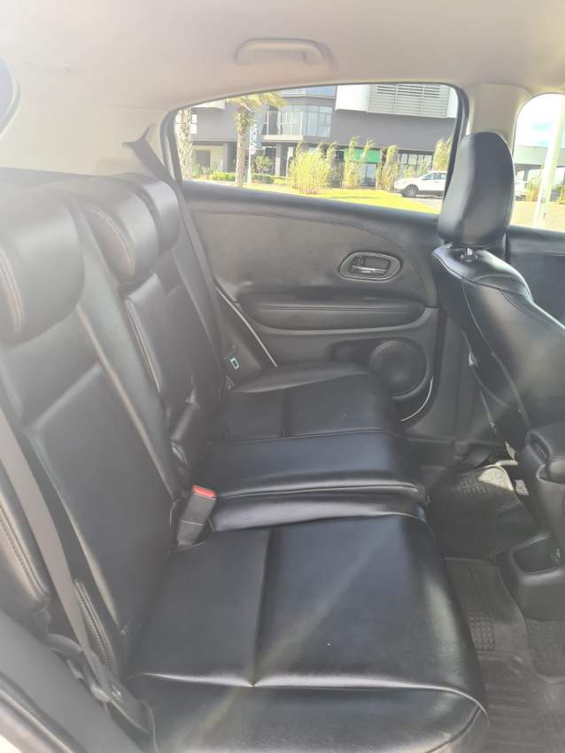 Honda Vezel 2016 for sale  - 5 - SUV Cars  on Aster Vender