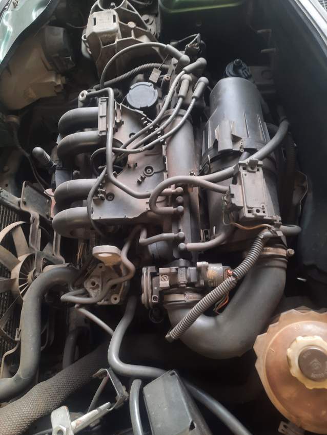 Renault clio for sale (neg) - 1 - Compact cars  on Aster Vender