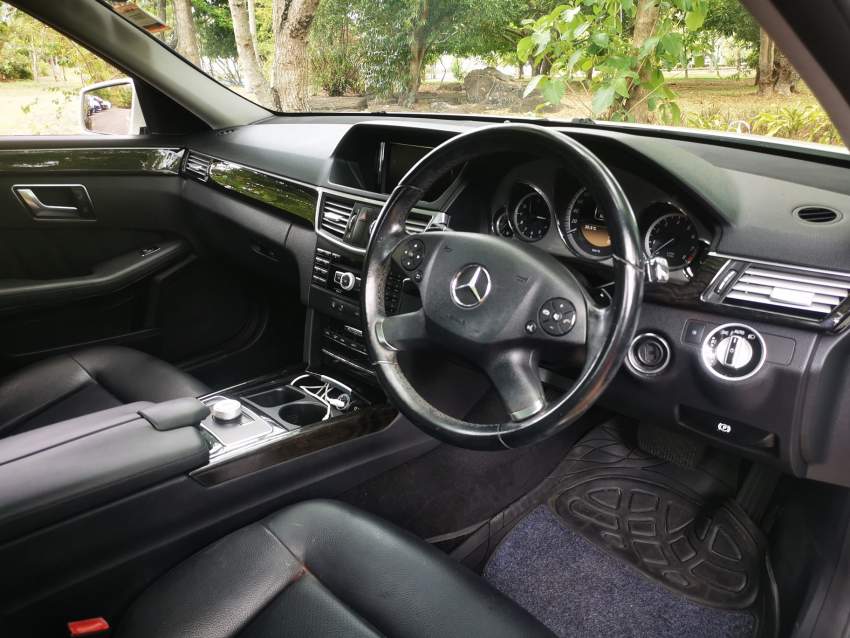 Mercedes E250 - 3 - Luxury Cars  on Aster Vender