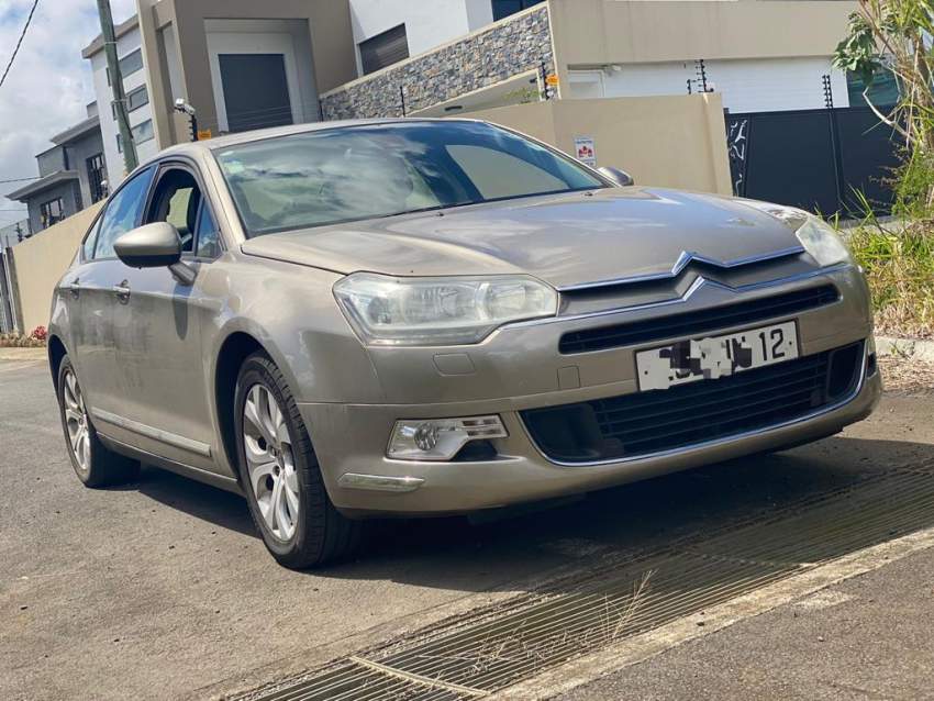 Citroën C5 1.6 T - 3 - Luxury Cars  on Aster Vender