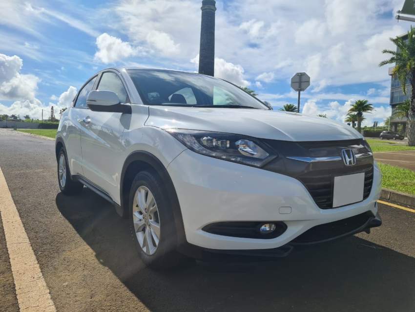 Honda Vezel 2016 for sale  - 1 - SUV Cars  on Aster Vender