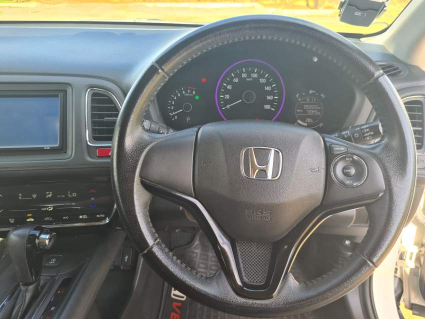 Honda Vezel 2016 for sale  - 8 - SUV Cars  on Aster Vender