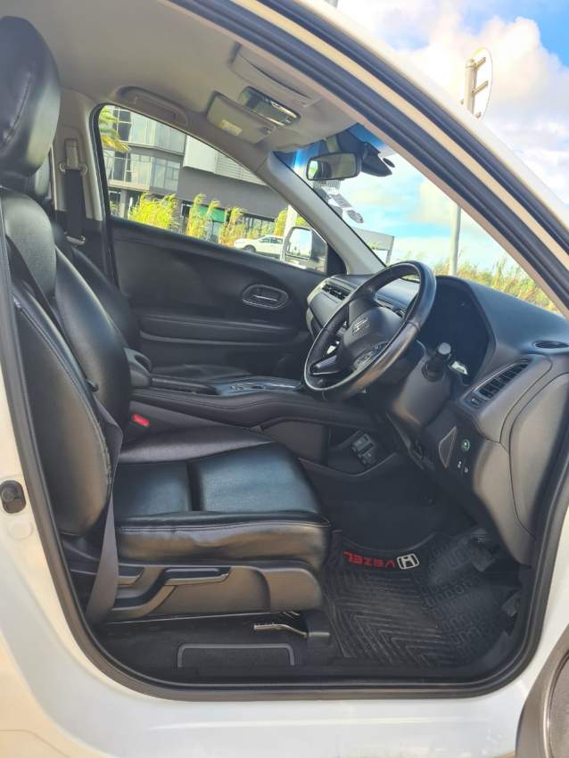 Honda Vezel 2016 for sale  - 6 - SUV Cars  on Aster Vender