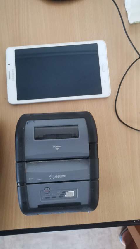 7'' Tablet + Bluetooth Printer