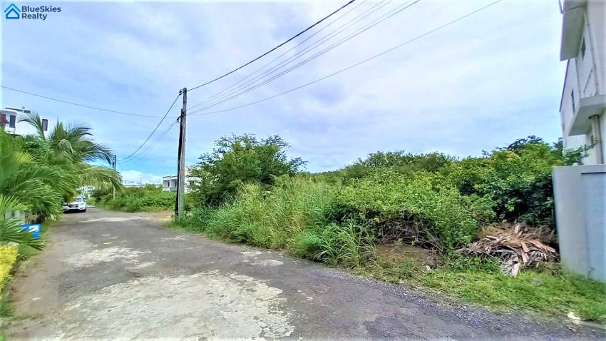 8.81 Perches for sale in Mont Choisy - 2 - Land  on Aster Vender