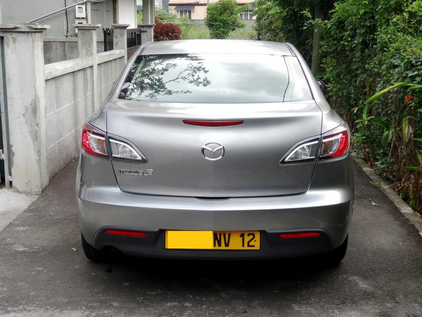 Mazda 3 - 2 - Family Cars  on Aster Vender