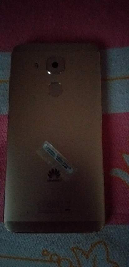 Vend portable Huawei's Nova plus  - 1 - Huawei Phones  on Aster Vender