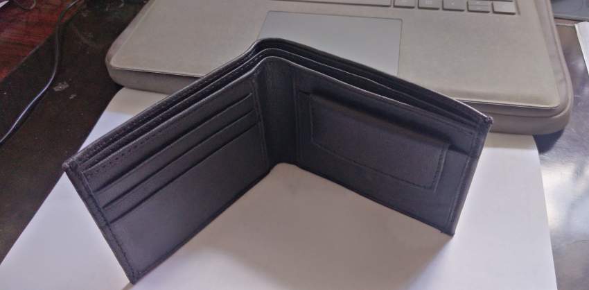 Hand-Crafted Leather Wallet For Men - 2 - Wallets  on Aster Vender
