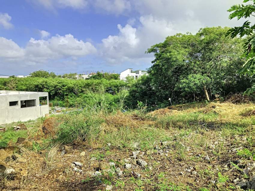 (Ref. MA7-629) Terrain résidentiel proche de l'autoroute - 3 - Land  on Aster Vender