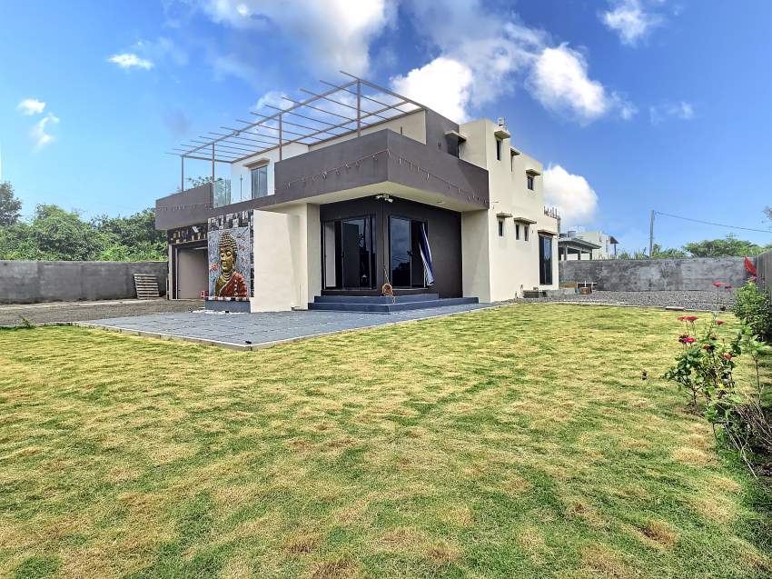 (Ref. MA7-630) Maison moderne avec un grand espace jardin - 8 - House  on Aster Vender