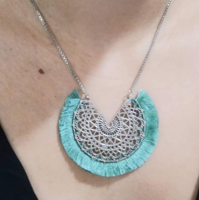 Ruffle necklace  - 0 - Necklaces  on Aster Vender