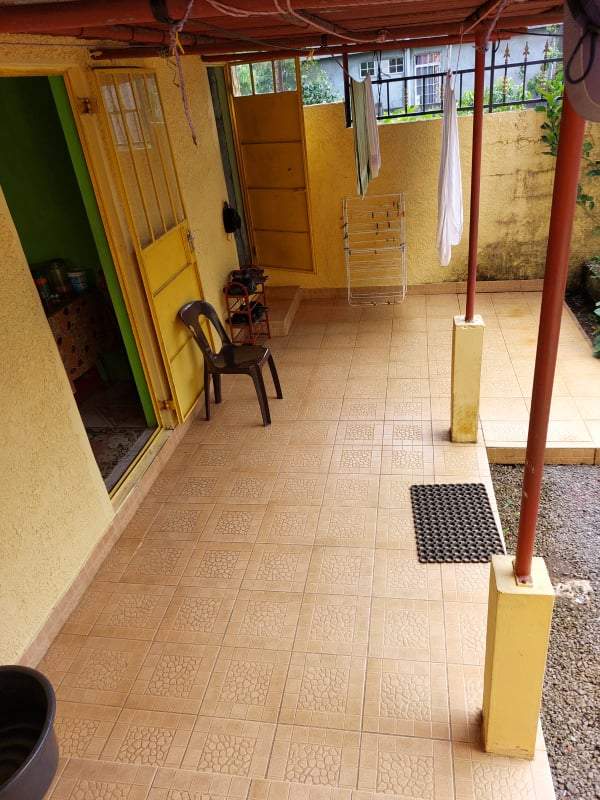 HOUSE FOR SALE - 1 - House  on Aster Vender