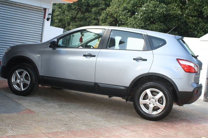 Nissan qasqai - 2 - Family Cars  on Aster Vender