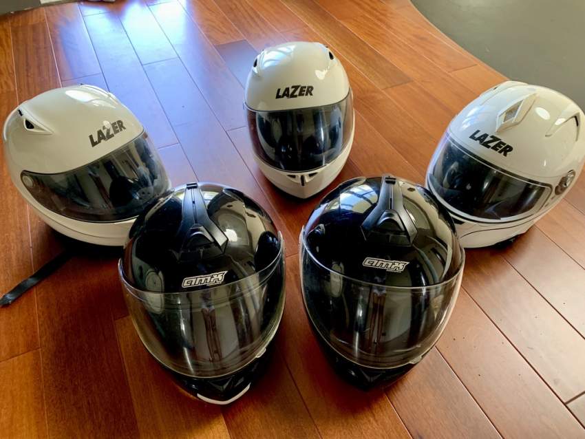 Motorcycle Helmet - Roadsters on Aster Vender