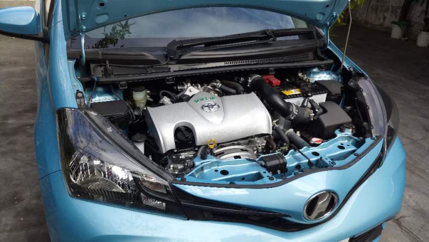 Toyota Vitz 1320 cc - 2 - Compact cars  on Aster Vender