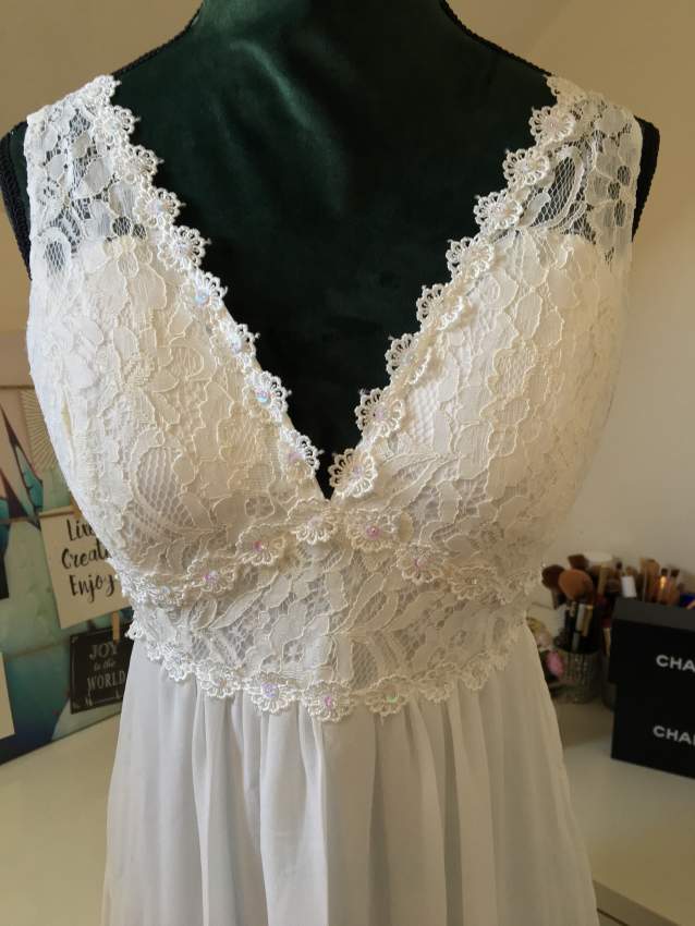 Evening dress / robe de soirée  - 1 - Dresses (Women)  on Aster Vender