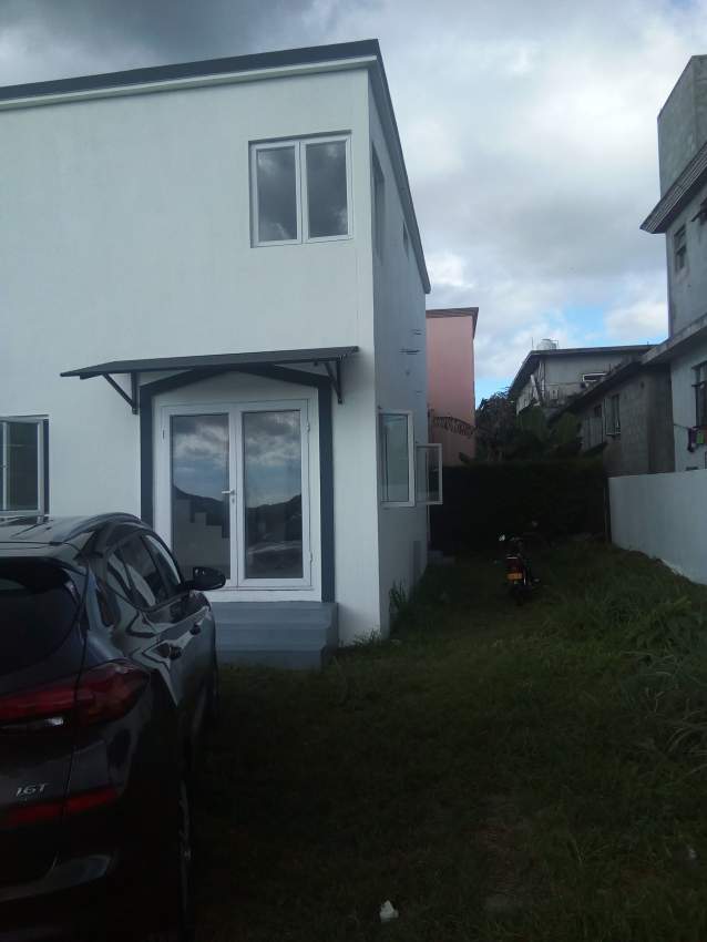 House for Sale At Solferino 5 - 1 - House  on Aster Vender