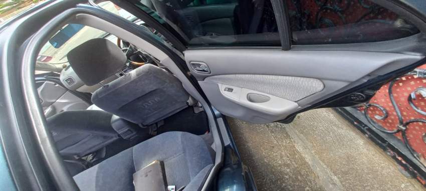 Nissan sunny 00 - 5 - Family Cars  on Aster Vender