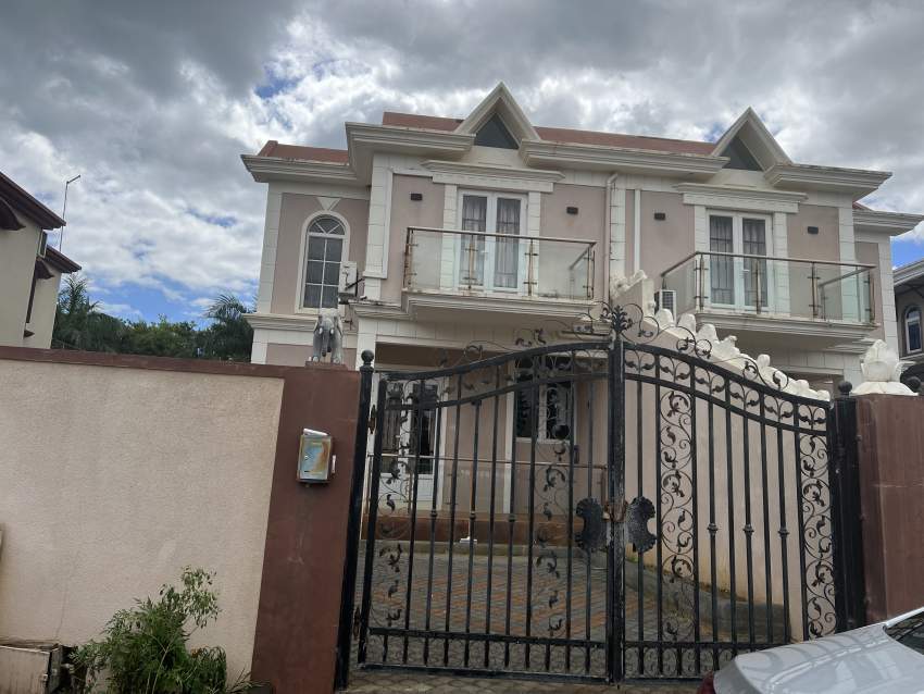 Rent Appartment Ebene - 1 - Apartments  on Aster Vender