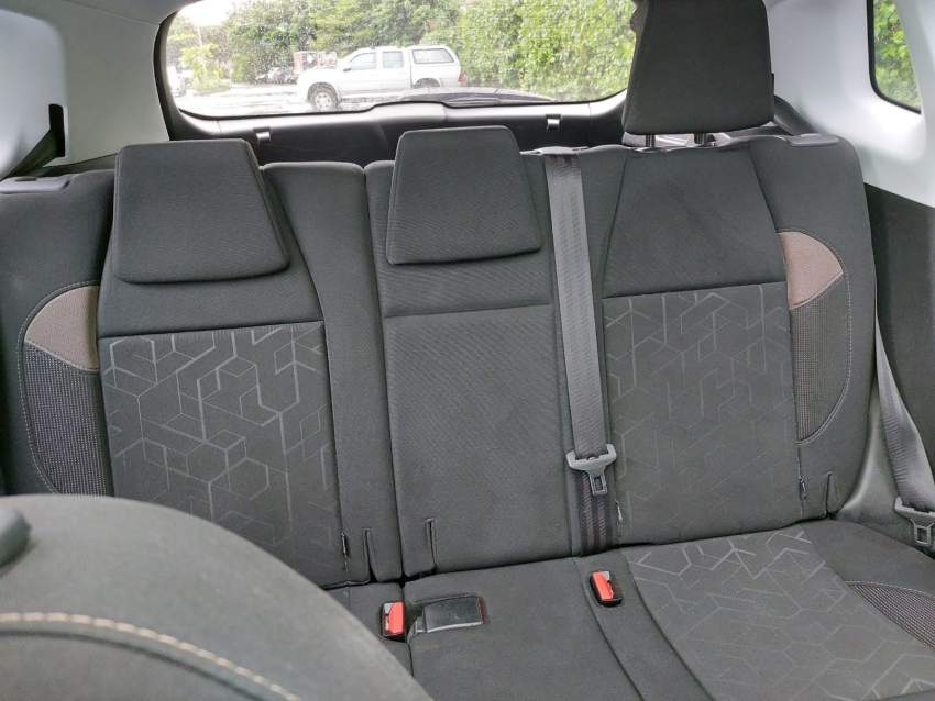 Peugeot 2008 e-HDI 1.6 DIESEL DISPONIBLE - 5 - Family Cars  on Aster Vender